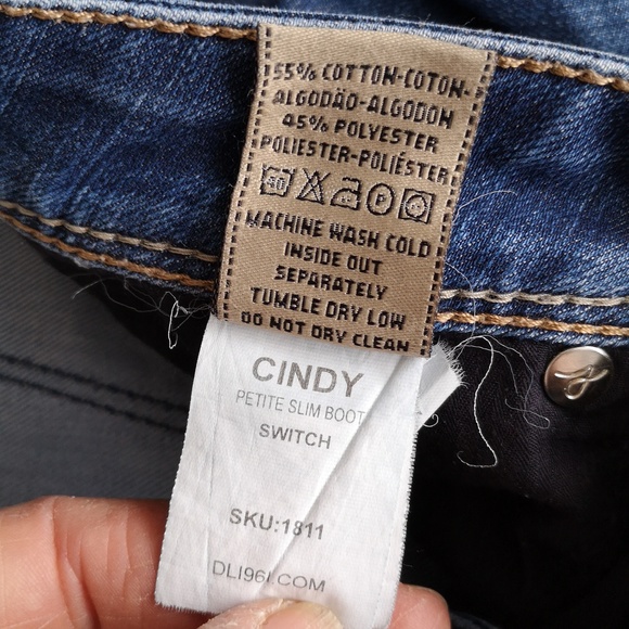 DL1961 'petite slim boot' Cindy jeans - Picture 7 of 12